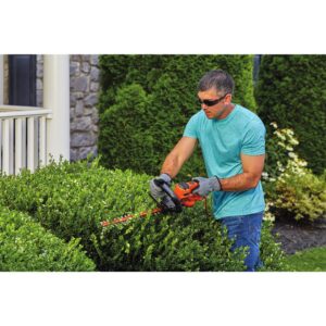 BLACK+DECKER 20 in. 3.8 Amp Corded Electric Hedge Trimmer