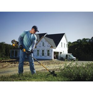 DEWALT 15 in. 60V MAX Lithium-Ion Cordless FLEXVOLT Brushless String Grass Trimmer with (1) 3.0Ah Battery and Charger Included