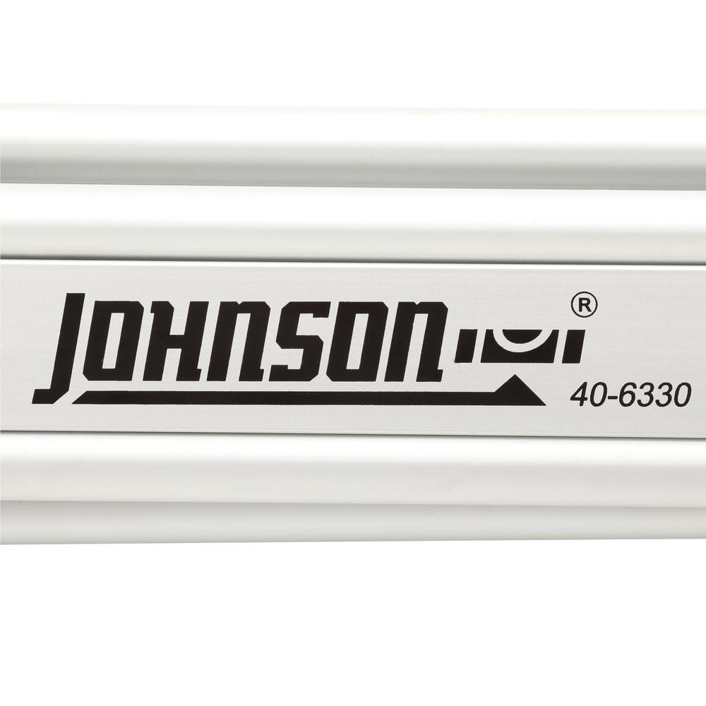 Johnson Heavy-Duty Elevating Tripod