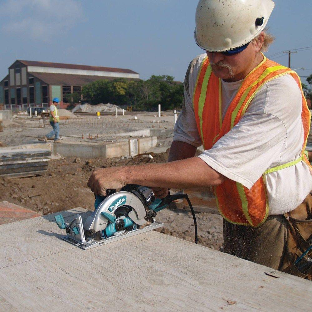 Makita 15 Amp 7-1/4 in. Corded Lightweight Magnesium Hypoid Circular Saw with built in fan and 24T Carbide blade