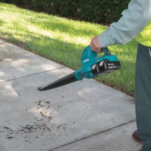 Makita 18-Volt X2 (36-Volt) 208 MPH 155 CFM LXT Lithium-Ion Cordless Blower Kit with (2) Batteries 5.0Ah and Charger