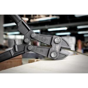 Milwaukee 30 in. Bolt Cutter with 1/2 in. Max Cut Capacity W/ 18 in. Bolt Cutter with 3/8 in. Maximum Cut Capacity