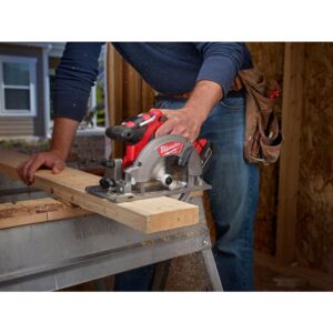 Milwaukee M18 FUEL 18-Volt Lithium-Ion Brushless Cordless 6-1/2 in. Circular Saw (Tool-Only)
