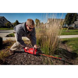 Milwaukee M18 FUEL 24 in. 18-Volt Lithium-Ion Brushless Cordless Hedge Trimmer Kit with 8.0 Ah Battery and Rapid Charger