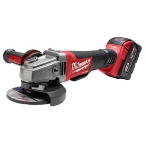 Milwaukee M18 FUEL 18-Volt Lithium-Ion Brushless Cordless Combo Kit (7-Tool) with M18 FUEL 1/2 in. Impact Wrench