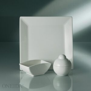 Oneida Cromwell 10 oz. White Porcelain Creamers (Set of 36)