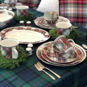 Golden Rabbit Highland Plaid 8 in. Enamelware Round Sandwich Plate Set of 4