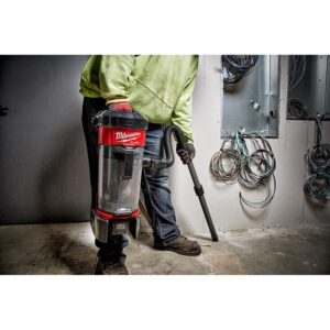 Milwaukee M18 Fuel 18-Volt Lithium-Ion Brushless Cordless 1 Gal. 3-in-1 Backpack Vacuum Kit and One 8.0 Ah Battery and Accessories