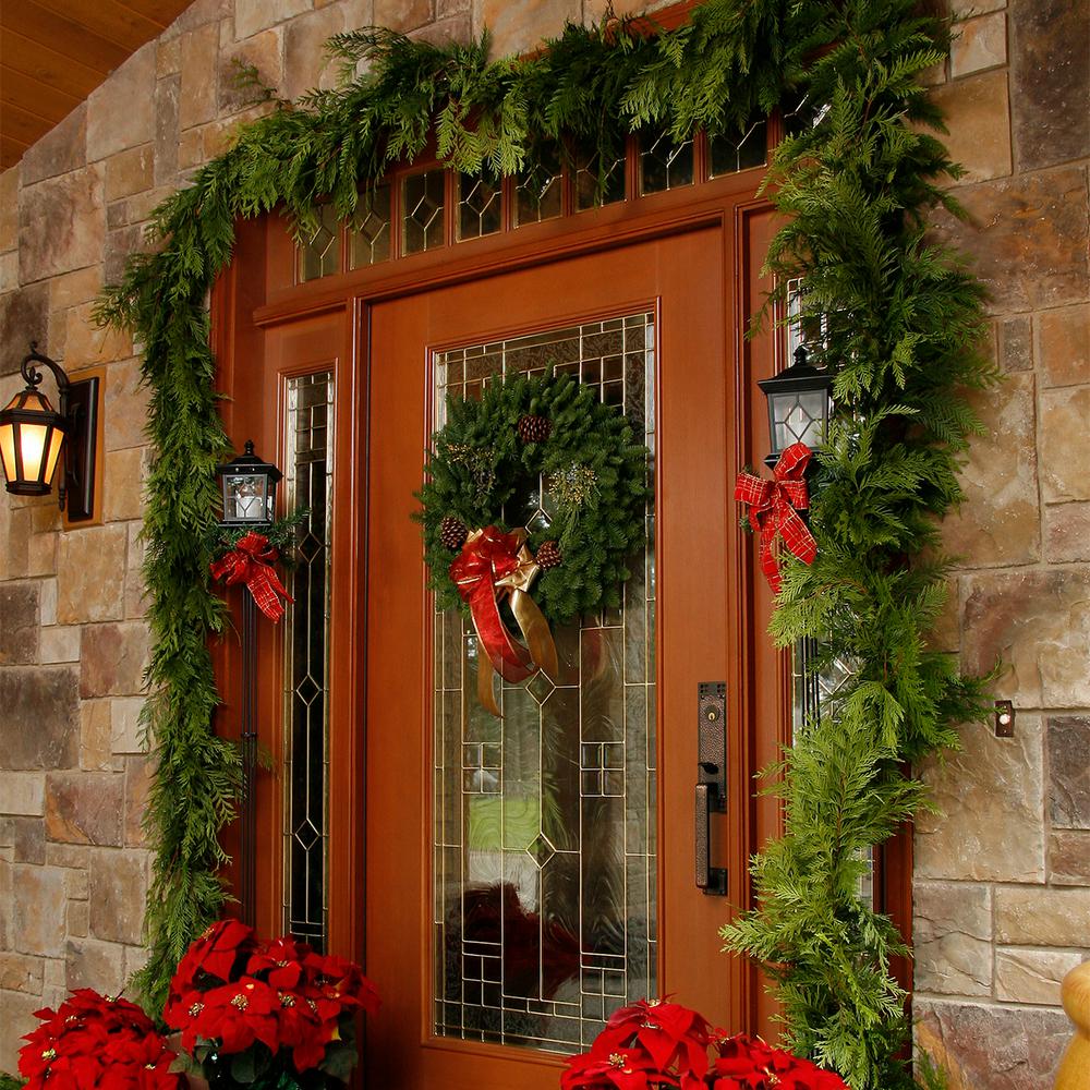 VAN ZYVERDEN 15 ft. Live Fresh Cut Pacific Northwest Douglas and Cedar Mix Coil Garland 15 ft.