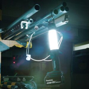 Makita 18-Volt LXT Lithium-Ion Cordless LED Lantern/Flashlight